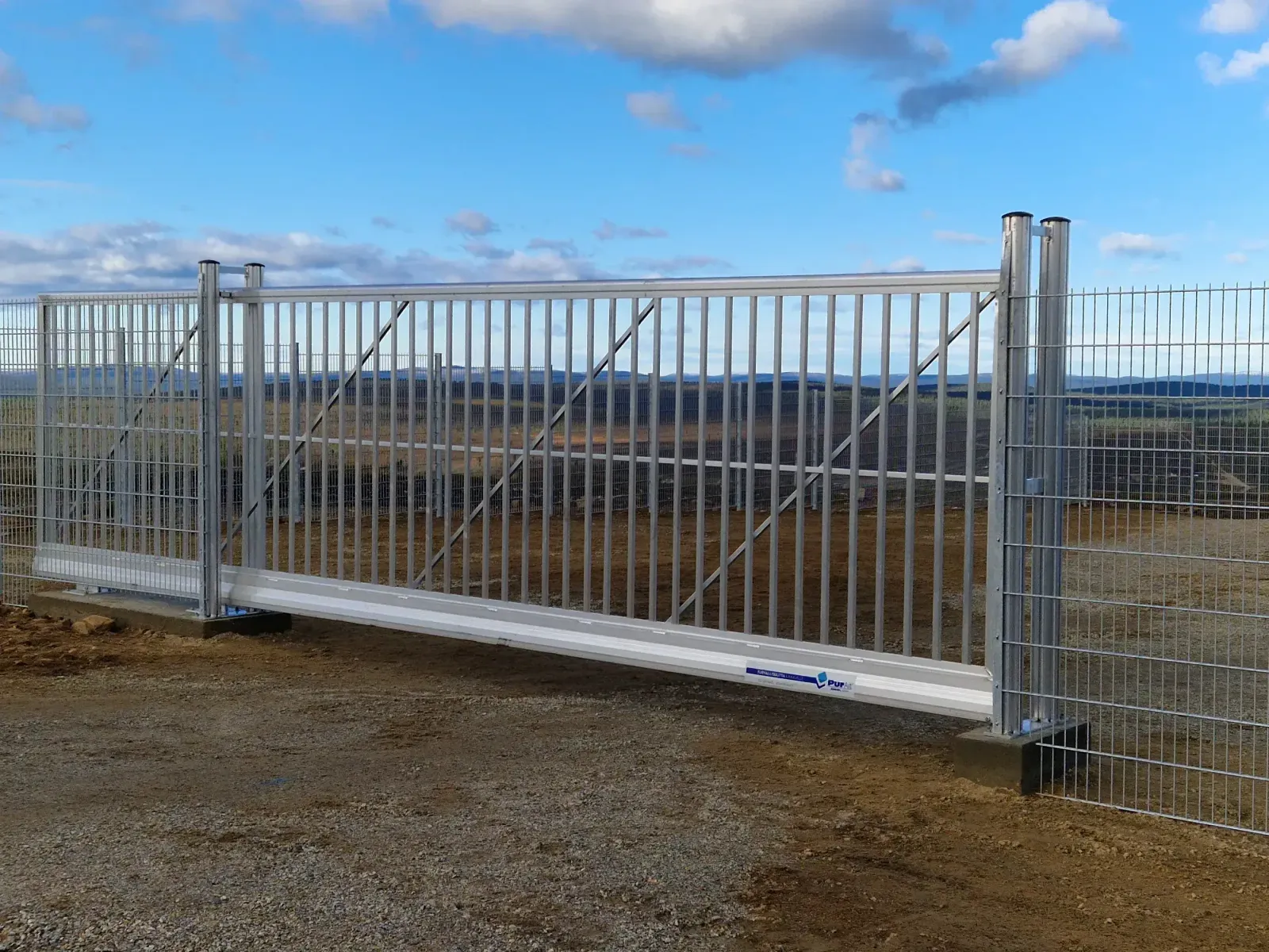 Aita- ja porttiasennukset